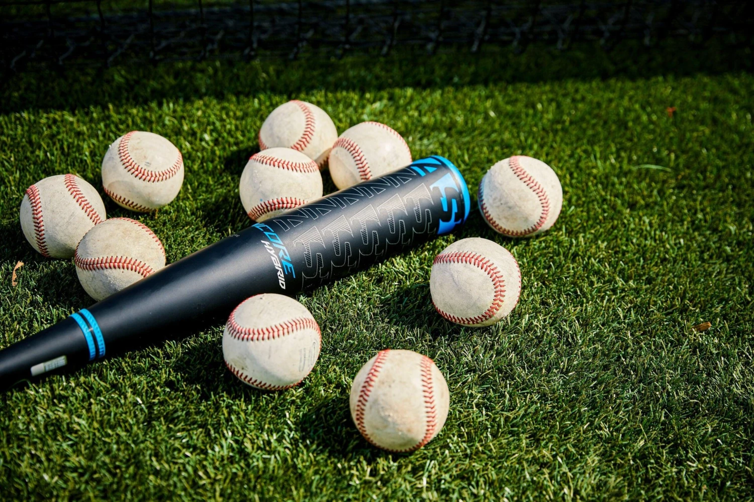 2023 Easton Encore Hybrid (-3) BBCOR Baseball Bat: BB23EN 6 2023 Easton Encore Hybrid (-3) BBCOR Baseball Bat: BB23EN - Image 4